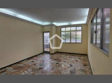 Casa · 241m² · 6 Quartos · 4 Vagas · Casa em Méier