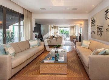 Apartamento · 271m² · 3 Quartos · 4 Vagas · Apartamento em Vila Morumbi