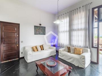 Casa · 400m² · 2 Quartos · 2 Vagas · Casa em Anil