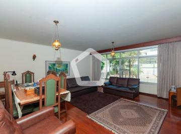 Casa · 320m² · 3 Quartos · 5 Vagas · Casa em Lapa
