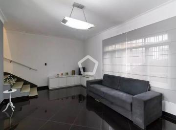 Casa · 300m² · 4 Quartos · 2 Vagas · Casa em Vila Nair