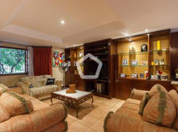 Casa · 469m² · 8 Quartos · 8 Vagas · Casa em Anil