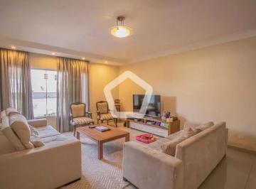 Casa · 200m² · 3 Quartos · 2 Vagas · Casa em Mirandópolis