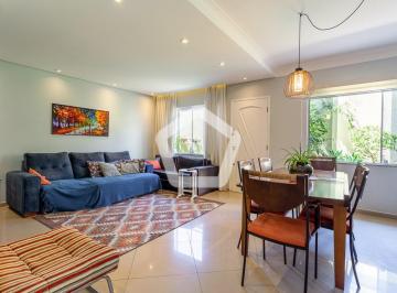 Casa · 174m² · 3 Quartos · 2 Vagas · Casa em Bosque da Saúde