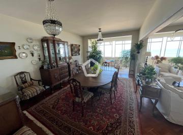 Apartamento · 218m² · 8 Quartos · 2 Vagas · Apartamento em Copacabana