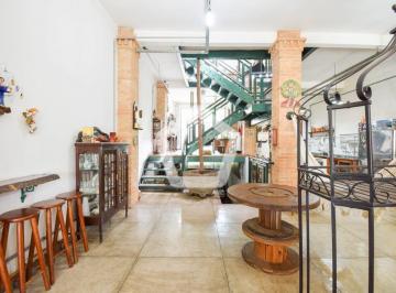 Casa · 340m² · 2 Quartos · 4 Vagas · Casa em Vila Santana