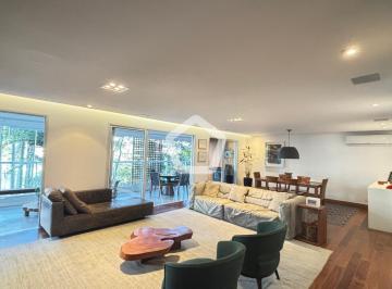 Apartamento · 241m² · 8 Quartos · 4 Vagas · Apartamento em Granja Julieta