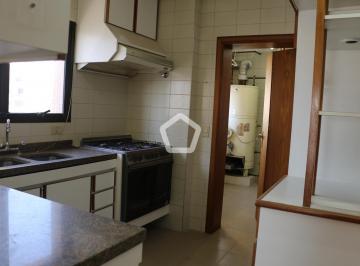 Apartamento · 215m² · 8 Quartos · 3 Vagas · Apartamento em Perdizes