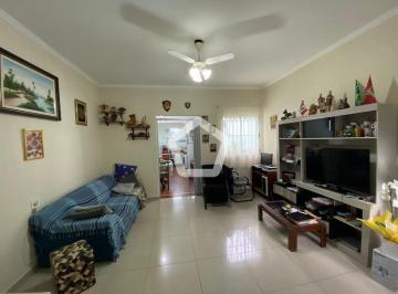 Casa · 218m² · 5 Quartos · 2 Vagas · Casa em Ipiranga