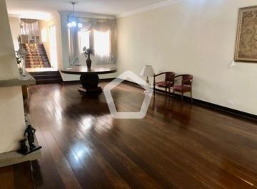 Casa · 500m² · 8 Quartos · 6 Vagas · Casa em Parque Colonial