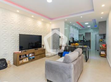 Casa · 210m² · 6 Quartos · 2 Vagas · Casa em Jardim Das Laranjeiras