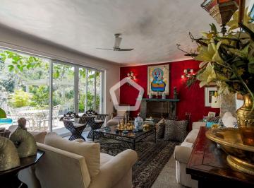 Casa · 430m² · 3 Quartos · 4 Vagas · Casa em Itanhangá