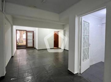Casa · 330m² · 8 Quartos · 2 Vagas · Casa em Pompeia