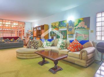 Casa · 300m² · 3 Quartos · 6 Vagas · Casa em Vila Cordeiro