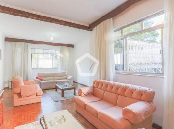 Casa · 300m² · 3 Quartos · 3 Vagas · Casa em Jardim da Gloria