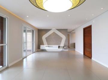 Apartamento · 223m² · 8 Quartos · 1 Vaga · Apartamento em Vila Morumbi