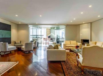 Apartamento · 400m² · 8 Quartos · 4 Vagas · Apartamento em Vila Suzana