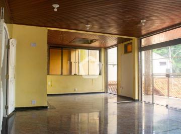 Casa · 700m² · 6 Quartos · 5 Vagas · Casa em Anil