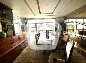 Apartamento · 300m² · 8 Quartos · 3 Vagas · Apartamento em Ipanema