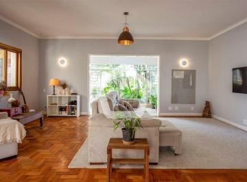 Casa · 300m² · 4 Quartos · 2 Vagas · Casa em Ipiranga