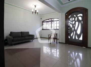 Casa · 230m² · 3 Quartos · Casa em Bela Vista