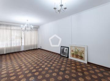 Casa · 182m² · 6 Quartos · 2 Vagas · Casa em Jardim da Gloria