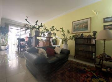 Casa · 270m² · 3 Quartos · 4 Vagas · Casa em Jardim das Acácias