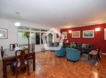 Casa · 270m² · 8 Quartos · 2 Vagas · Casa em Vila Ipojuca