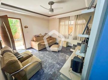 Casa · 170m² · 4 Quartos · 5 Vagas · Casa em Chácara Figueira Grande