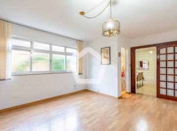 Casa · 240m² · 3 Quartos · 4 Vagas · Casa em Vila Santo Estefano