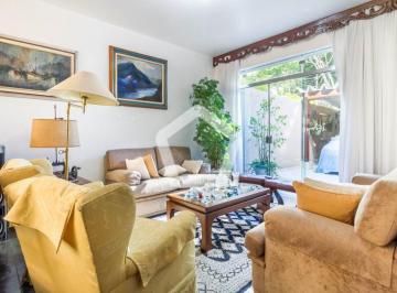 Casa · 180m² · 3 Quartos · 2 Vagas · Casa em Campo Belo