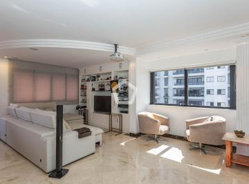 Apartamento · 240m² · 8 Quartos · 6 Vagas · Apartamento em Bosque da Saúde