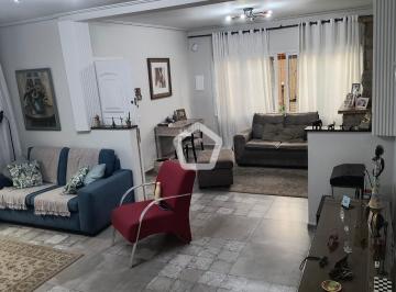 Casa · 184m² · 4 Quartos · 2 Vagas · Casa em Freguesia do Ó