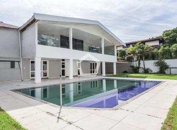 Casa · 1200m² · 8 Quartos · 4 Vagas · Casa em Barra da Tijuca