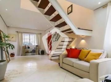 Casa · 200m² · 3 Quartos · 2 Vagas · Casa em Jardim Aeroporto