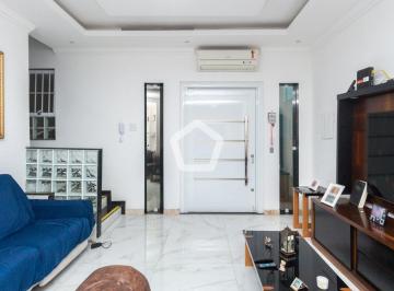 Casa · 210m² · 6 Quartos · 2 Vagas · Casa em Méier