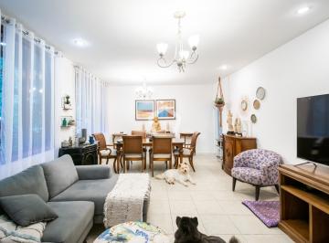 Casa · 200m² · 4 Quartos · 2 Vagas · Casa em Vila Isabel