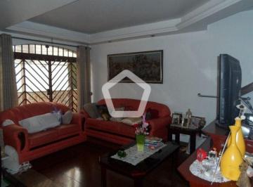 Casa · 236m² · 3 Quartos · 6 Vagas · Casa em Tucuruvi