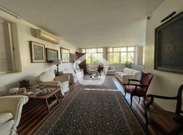 Casa · 400m² · 6 Quartos · 2 Vagas · Casa em Jardim Botânico