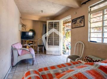 Casa · 180m² · 7 Quartos · 2 Vagas · Casa em Vila Santa Catarina