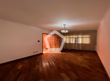 Casa · 210m² · 3 Quartos · 2 Vagas · Casa em Vila Invernada
