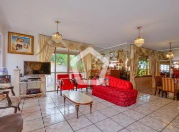 Casa · 379m² · 6 Quartos · 4 Vagas · Casa em Bosque da Saúde