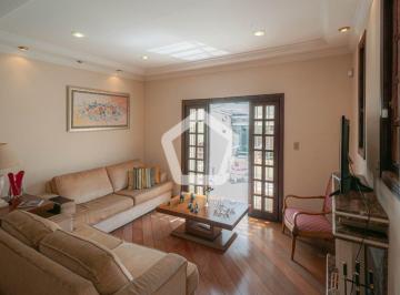 Casa · 236m² · 4 Quartos · 5 Vagas · Casa em Tremembé