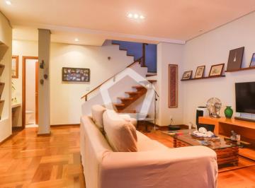 Casa · 200m² · 3 Quartos · 2 Vagas · Casa em Parque Colonial