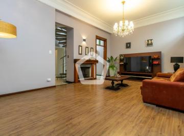 Casa · 239m² · 6 Quartos · 2 Vagas · Casa em Pompeia