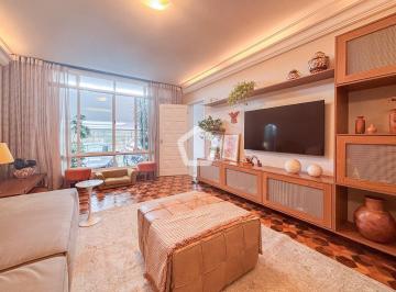 Casa · 290m² · 3 Quartos · 4 Vagas · Casa em Lapa