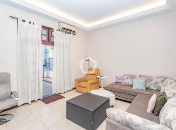 Casa · 205m² · 4 Quartos · 4 Vagas · Casa em Indianópolis
