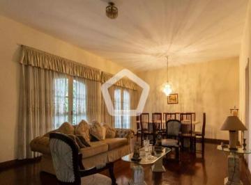 Casa · 300m² · 4 Quartos · 4 Vagas · Casa em Butantã