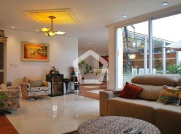 Casa · 473m² · 8 Quartos · 5 Vagas · Casa em Vila Nova Caledônia