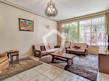 Casa · 240m² · 4 Quartos · 6 Vagas · Casa em Santana
